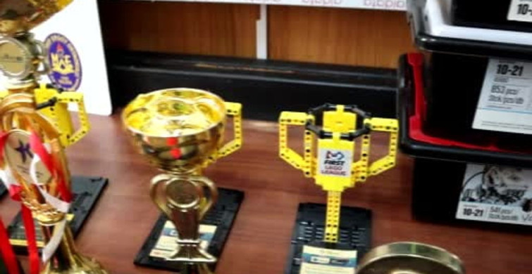 Yalovalı Öğrencilerin Robotik Başarısı: Dünya Devlerine Hazırlanıyorlar