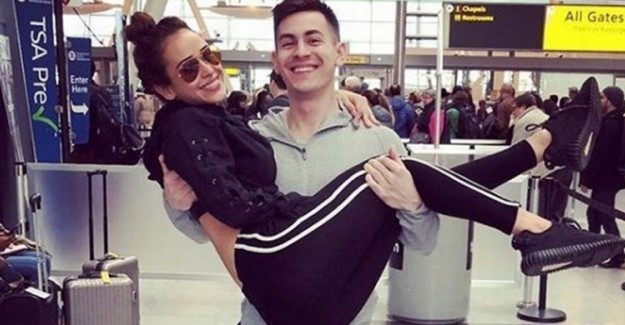 Yanet Garcia Bilgisayar Oyunu Yüzünden Terk Edildi 