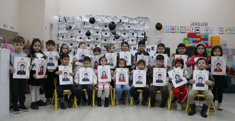 Yarıyıl Tatili Heyecanı: Öğrenciler Karnelerini Aldı