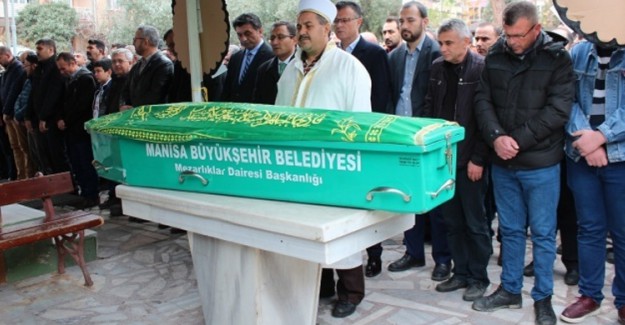 Yaşamına Kıyan Doktor Son Yolculuğuna Uğurlandı