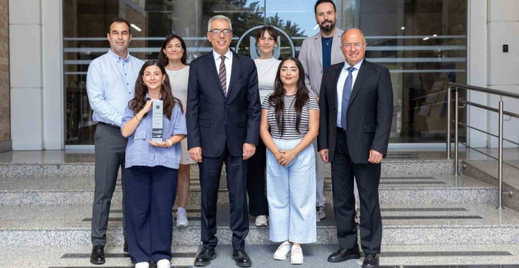 Yaşar Üniversitesi, Brandverse Awards 2026'da altın ödül kazandı