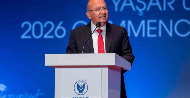 Yaşar Üniversitesi'nde mezuniyet coşkusu