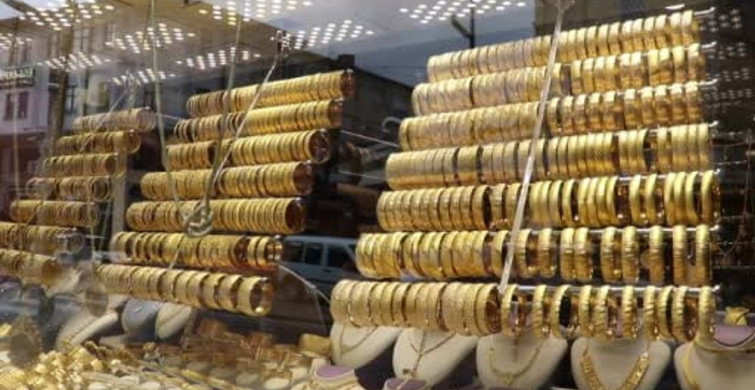 Yastık Altındaki Altınların Ekonomiye Kazandırılması Gerekiyor