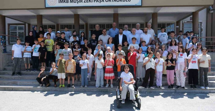 Yaz kur’an kursunda eğitim ve sosyal etkinlikler bir arada
