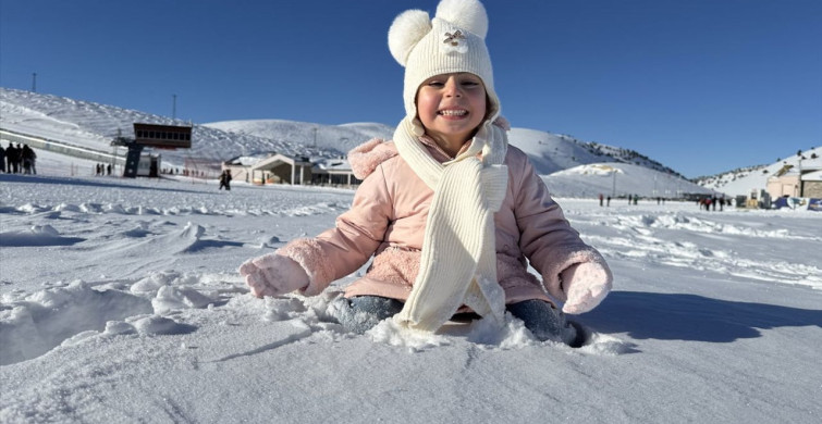 Yedikuyular Kayak Merkezi Sezonu Açtı