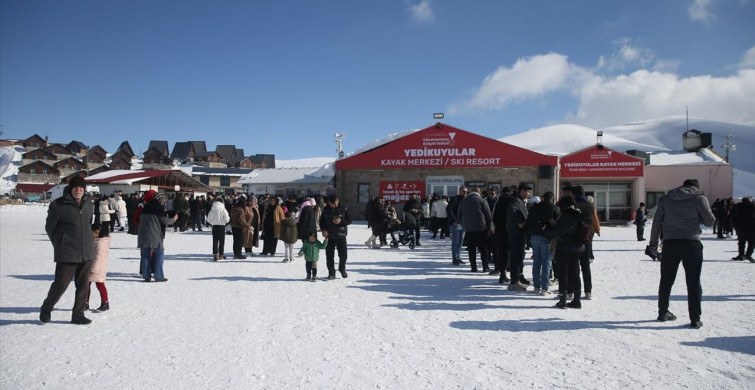 Yedikuyular Kayak Merkezi'nde Ziyaretçi Rekoru