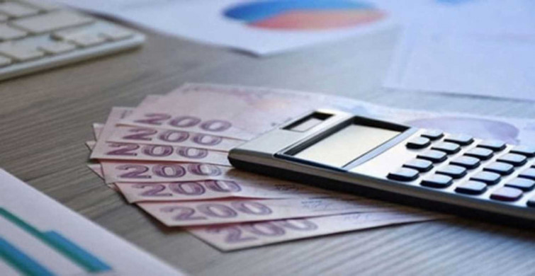 Yeni asgari ücret 6004 TL mi oldu? Asgari ücretten gelen son karar kafaları karıştırdı! Gözler gelecek son dakika haberine çevrildi