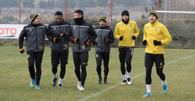 Yeni Malatyaspor, Gaziantep Deplasmanına 4 Eksikle Gidiyor