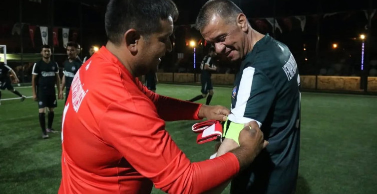 Yenipazar Belediyesi halı saha turnuvasında ilk maç oynandı