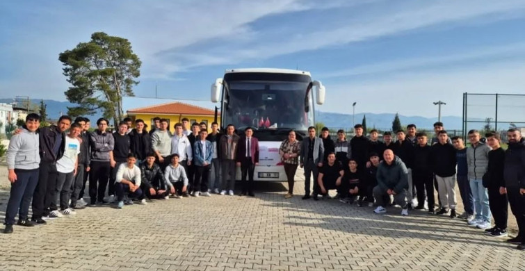 Yenipazarlı Öğrenciler Çanakkale'ye Uğurlandı