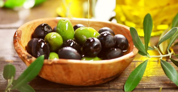 Yeşil Zeytin Mi, Siyah Zeytin Mi?