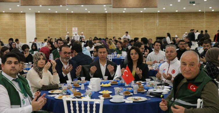 Yeşilay Gönüllüleri Ramazan İftarında Buluştu