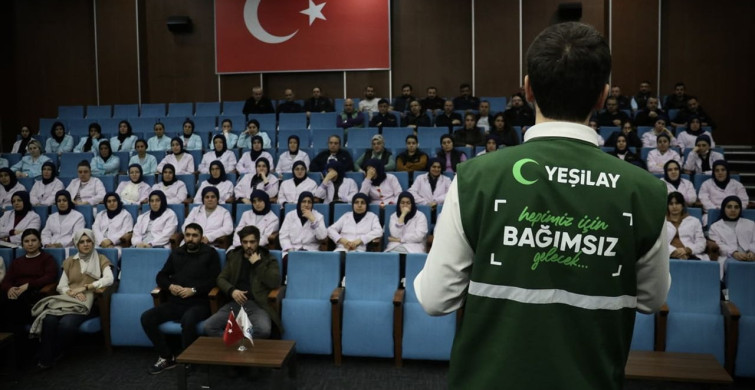 Yeşilay, Samsun OSB Çalışanlarına Bağımlılıkla Mücadele Eğitimi Veriyor