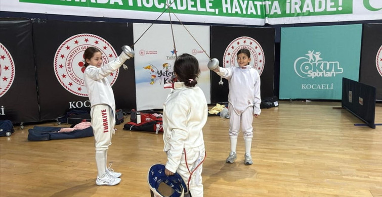 Yeşilay Türkiye Eskrim Şampiyonası Gerçekleşti