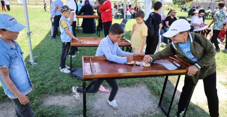 Yeşilhisar'da Uçurtma Şenliği Düzenlendi