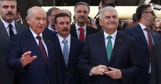 Yıldırım ve Bahçeli YSK'ya Birlikte Gitti