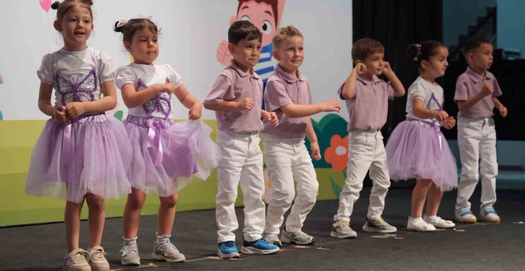 Yıldırım’da miniklerin mezuniyet coşkusu