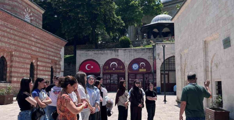 Yıldırımlı gençler tarihi yerinde keşfediyor