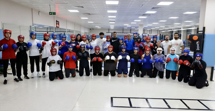 Yıldız Kadınlar Boks Milli Takımı Avrupa Şampiyonası Hedefiyle Hazırlanıyor