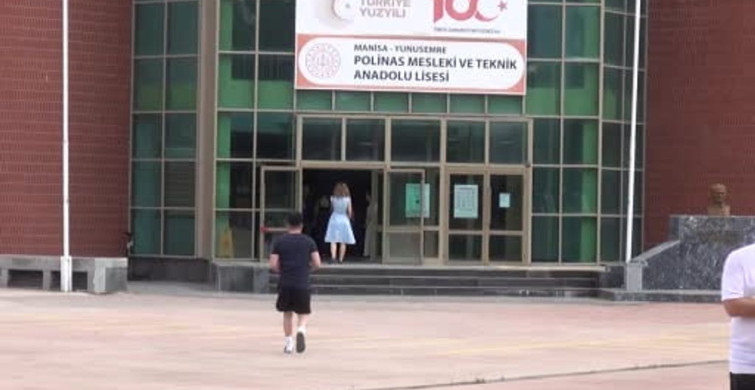 Yks heyecanı: kapılar kapanmadan sınava yetiştiler
