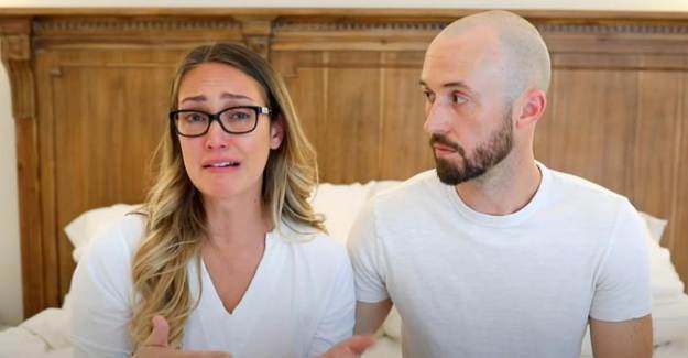 Youtuber Çift Evlat Edindiği 4 Yaşındaki Otizmli Çocuğu Terk Etti