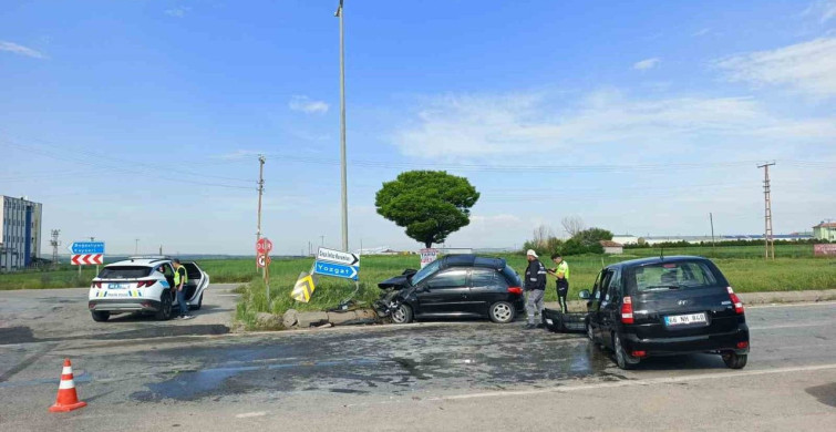 Yozgat'ta Kavşakta Trafik Kazası: 7 Yaralı