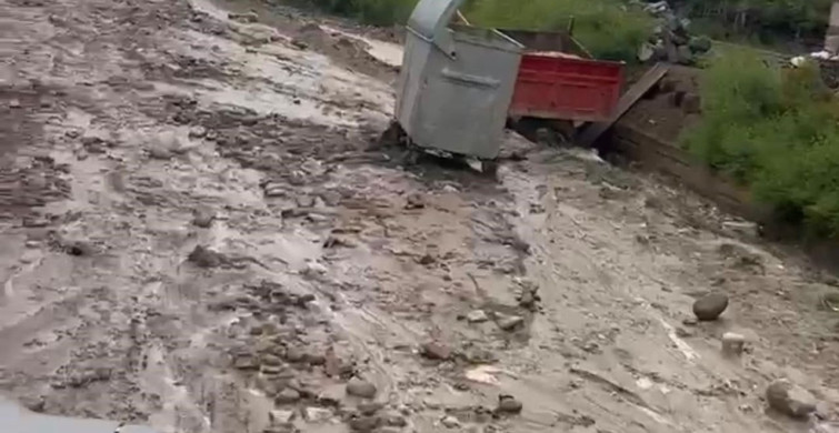 Yozgat'ta Sel Sonrası Yol Temizlik Çalışmaları Tamamlandı