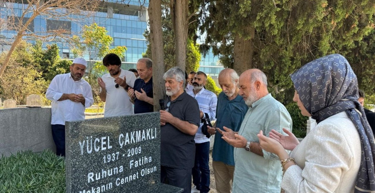 Yücel Çakmaklı Mezarı Başında Anıldı