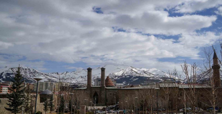 Yüksek Kesimlerde Kar Yağışı ve Buzlanma Uyarısı