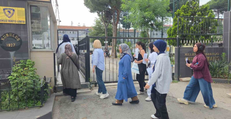 Yükseköğretim Kurumları Sınavı öncesinde kimlik sorunları öğrencilere zor anlar yaşattı