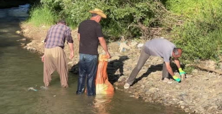 Yüksekova'da çiftçilerin sulama çilesi devam ediyor
