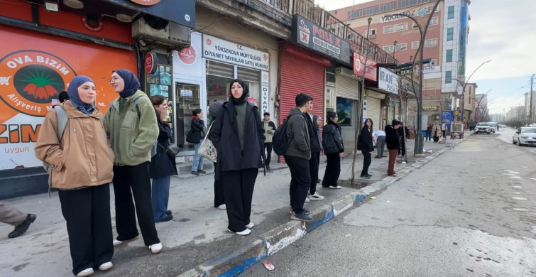 Yüksekova'da Ulaşım Krizi Derinleşiyor