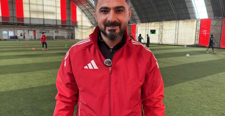 Yüksekovaspor Kadın Futbol Takımı Zirvede Kalma Mücadelesi Veriyor