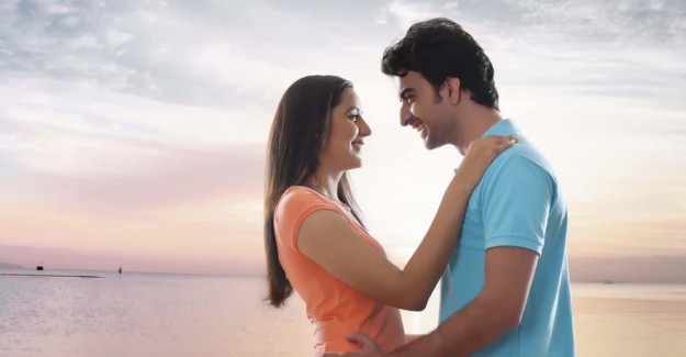 Yükselen Kova Kadını
