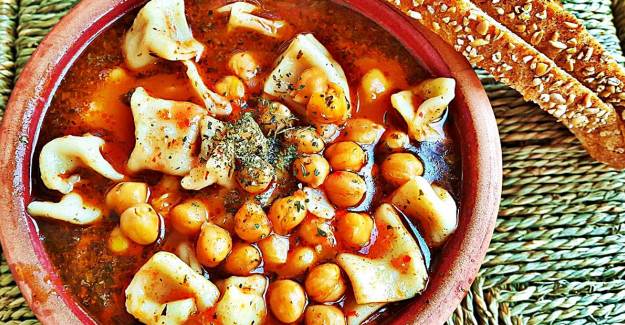Yüksük Çorbası Nasıl Yapılır? Yüksük Çorbası Tarifi
