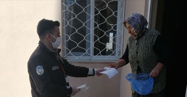 Yumurta Satarak Kazandığı Parayla Milli Dayanışma Kampanyası'na Destek Oldu!
