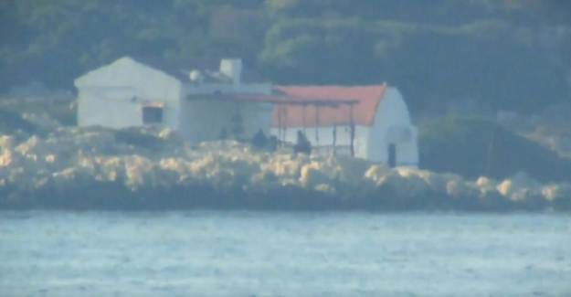 Yunanistan, Meis Adası'ndan Sonra Karaada'ya da Asker Çıkardı