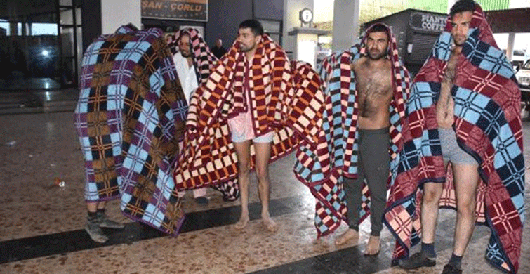 Yunanistan'dan FETÖ'cüye Kucak, Göçmene Dayak