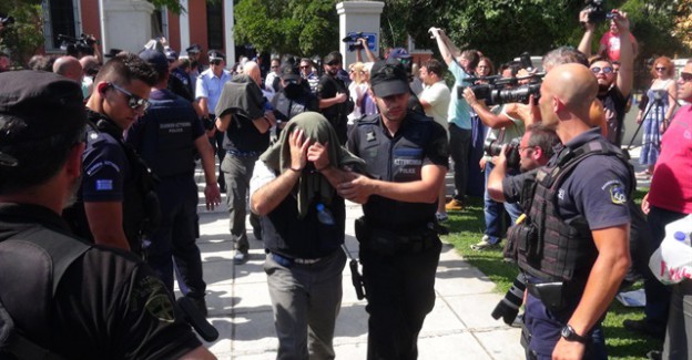 Yunanistan'dan Şok Karar! Hainleri Vermemek İçin...