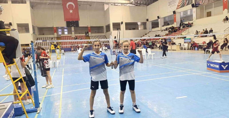 Yunusemre Belediyespor'un Badminton Başarısı