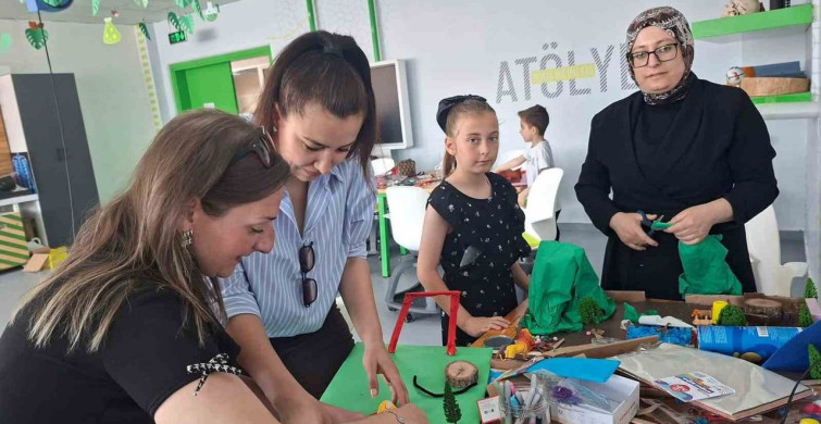 Yunusemre'de Anneler Günü Etkinliği