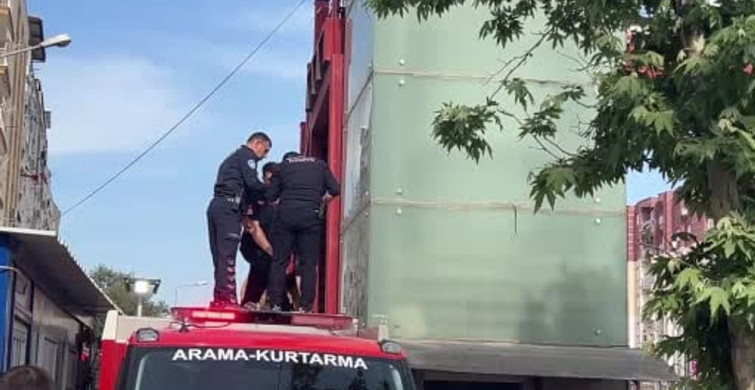Yunusemre'de asansör kazasında bir genç hayatını kaybetti