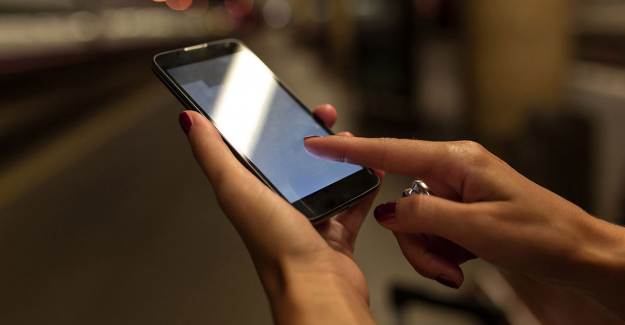 Yurt Dışından Cep Telefonu Getirenler Dikkat!