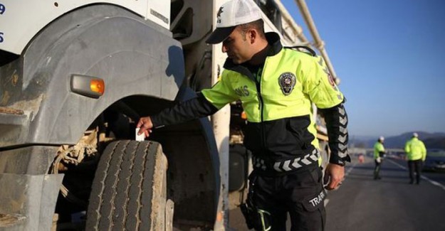 Yurt Genelindeki Kış Lastiği Denetimlerinde Ceza Yağdı
