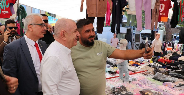 Zafer Partisi Genel Başkanı Ümit Özdağ, Gaziantep'te Semt Pazarını Ziyaret Etti