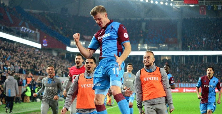 Zeki Uzundurukan: Trabzonspor Tribünlerini De Ateşledi