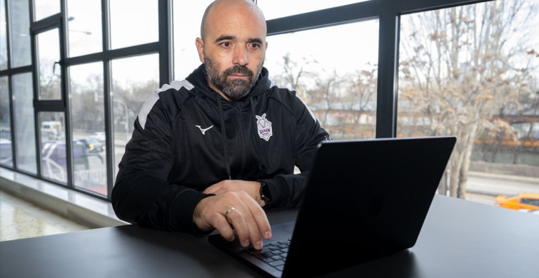 Zeren Spor Kulübü Başantrenörü Ljubicic, Yılın Kareleri Oylamasına Katıldı