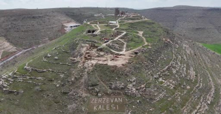 Zerzevan Kalesi'nde Restorasyon Çalışmaları Devam Ediyor