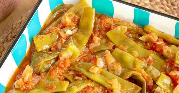 Zeytin Yağlı Fasulye Tarifi