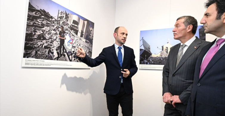 Zeytinburnu'nda 'Kanıt' Sergisi Açıldı